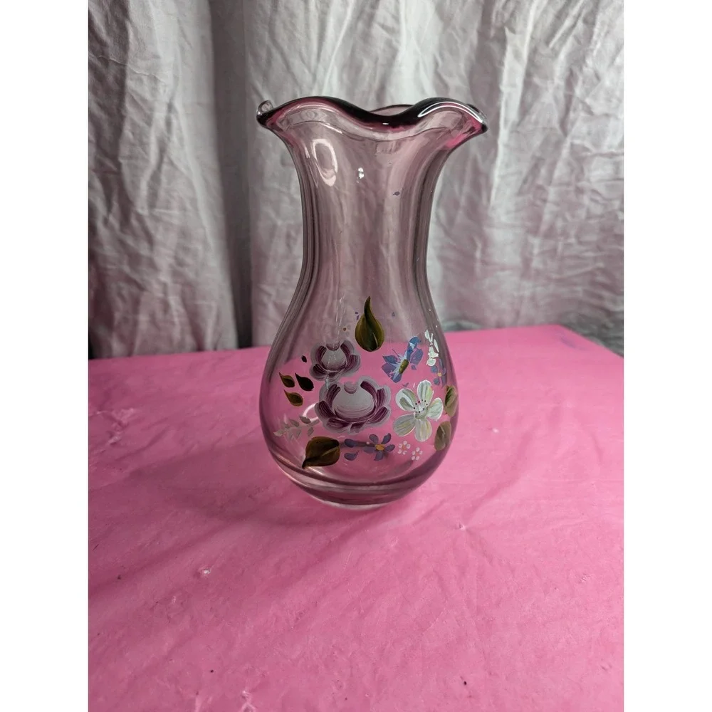Fenton ? purple scalloped rim‎ vase with hand painted flowers 8.25